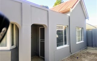 6 Bedroom House in Bellevue