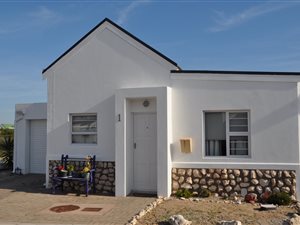 2 Bed House in Laguna Sands