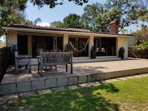 5 Bed House in Bazley Beach