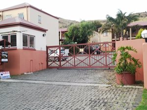 2 Bed Townhouse in Suiderberg