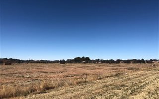 4.3 ha Land available in Deales Gift
