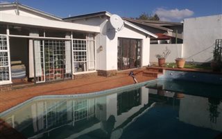 3 Bedroom House in Westdene