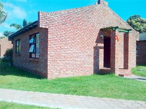 3 Bedroom Townhouse in Kamma Park
