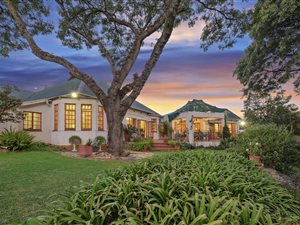 3 Bed House in Parktown North