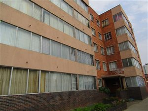 1 Bed Apartment in Springs Central