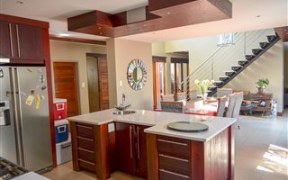 4 Bedroom House in Hazeldean (Silverlakes Surroundings)