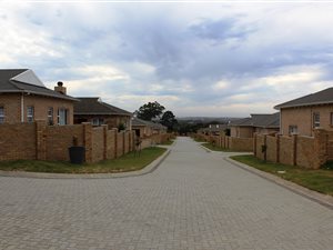 350 m² Land available in Kamma Heights