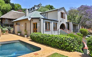 12 Bedroom House in Auckland Park
