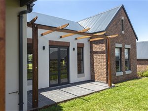3 Bed House in St Johns Village