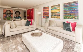 2 Bedroom Apartment in Waterfront