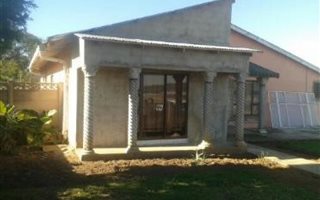 3 Bedroom House in Glencoe