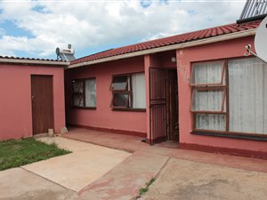 3 Bed House in Motherwell