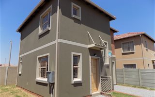 4 Bedroom House in Albertsdal