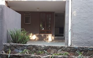 2 Bedroom Garden Cottage in Northcliff