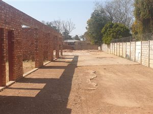 1000 m² Land available in LesMarais
