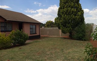 3 Bedroom House in Eldorado Park