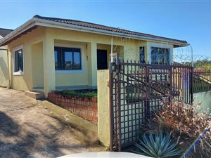 3 Bed House in Centenary Park