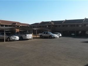 2 Bed Apartment in Krugersrus
