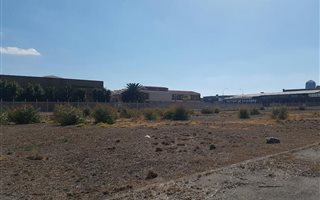 9400 m² Land available in Selby