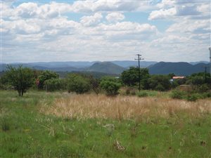 48.3 ha Land available in Doornrandje