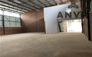 621 m² Industrial space in Atlasville