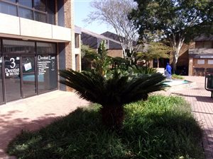 125.23999786377 m² Office Space in Garsfontein