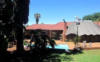 4 Bedroom House in Safari Gardens
