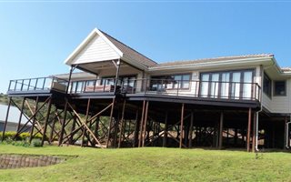 4 Bedroom House in Morgans Bay
