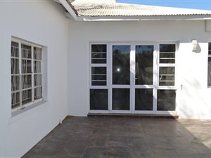3 Bed House in Upington
