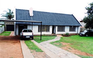 3 Bedroom House in Quellerie Park