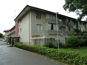 2 Bedroom Flat in Manors