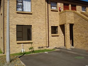 2 Bed Apartment in Strand Central