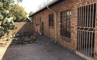 3 Bedroom Cluster in Bronkhorstspruit