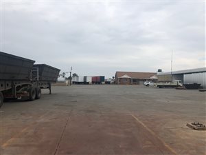 27040 m² Industrial space in Bapsfontein