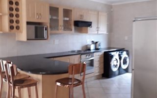 3 Bedroom Simplex in Arboretum