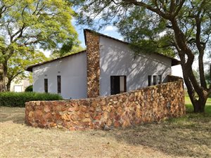 4.3 ha Farm in Tarlton