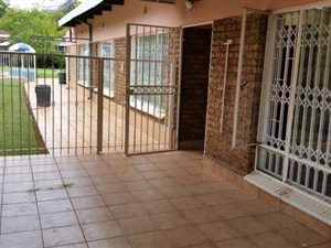 3 Bed House in Wierda Park