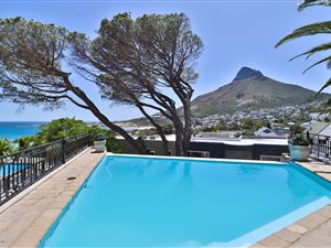 4 Bed House in Camps Bay