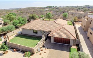 4 Bedroom House in Seasons Lifestyle Estate
