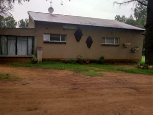 2.7 ha Land available in Miravaal