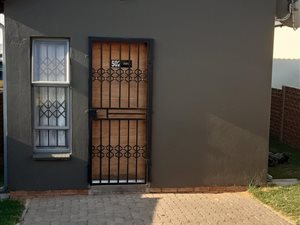 2 Bed House in South Hills