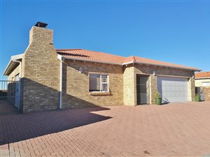 3 Bed Townhouse in Kamma Park