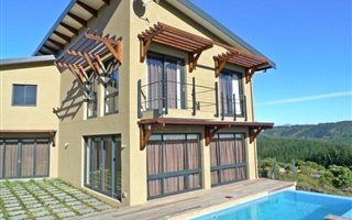 4 Bedroom House in Pezula Private Estate