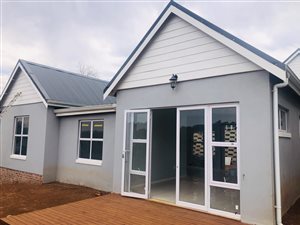 3 Bed Townhouse in Clarendon