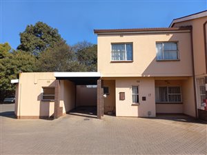 3 Bed Duplex in Berton Park