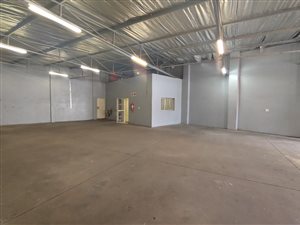 329 m² Commercial space in Denver
