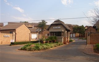 3 Bedroom Cluster in Boardwalk Villas