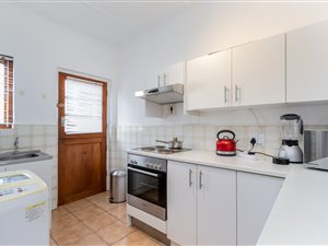 2 Bed Apartment in Fish Hoek