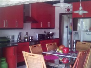4 Bedroom House in Amalinda North