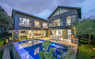 4 Bedroom House in Helderfontein Estate